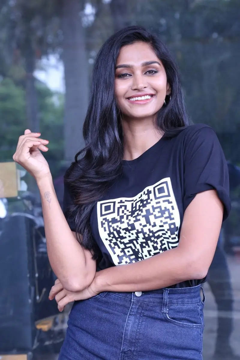 Anoosha Krishna at Pekamedalu Movie Trailer Launch